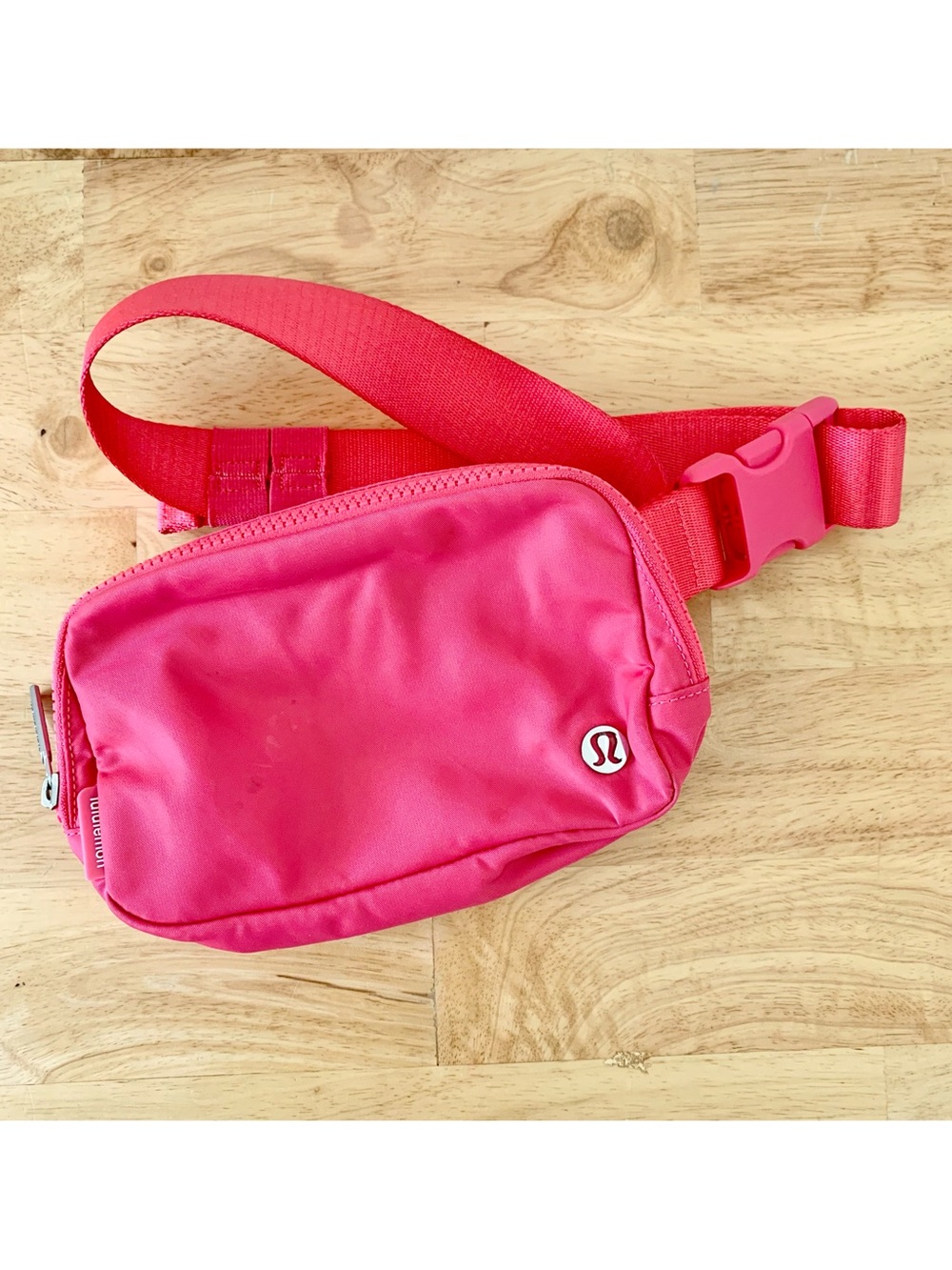 Lululemon Everywhere Belt Bag Pale Raspberry 1L